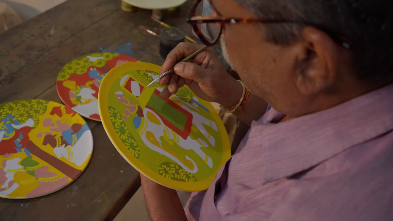 D. Vaikuntam Nakash painting in his workshop, from Bharatiyata's film Nakash.